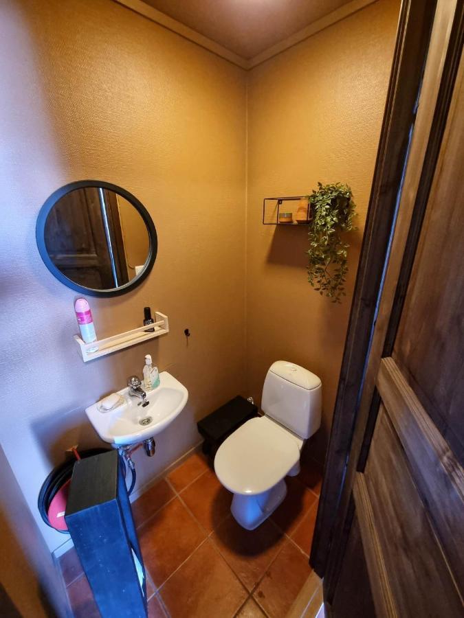Apartment For Rent In Gautefall, Great Location For Skiing, Hiiking And Mountain Biking, Self Serviced But Housekeeping Be Added For An Extra Fee Drangedal